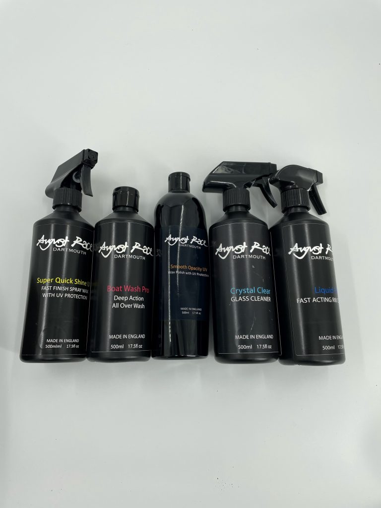 AUGUST RACE- KIT